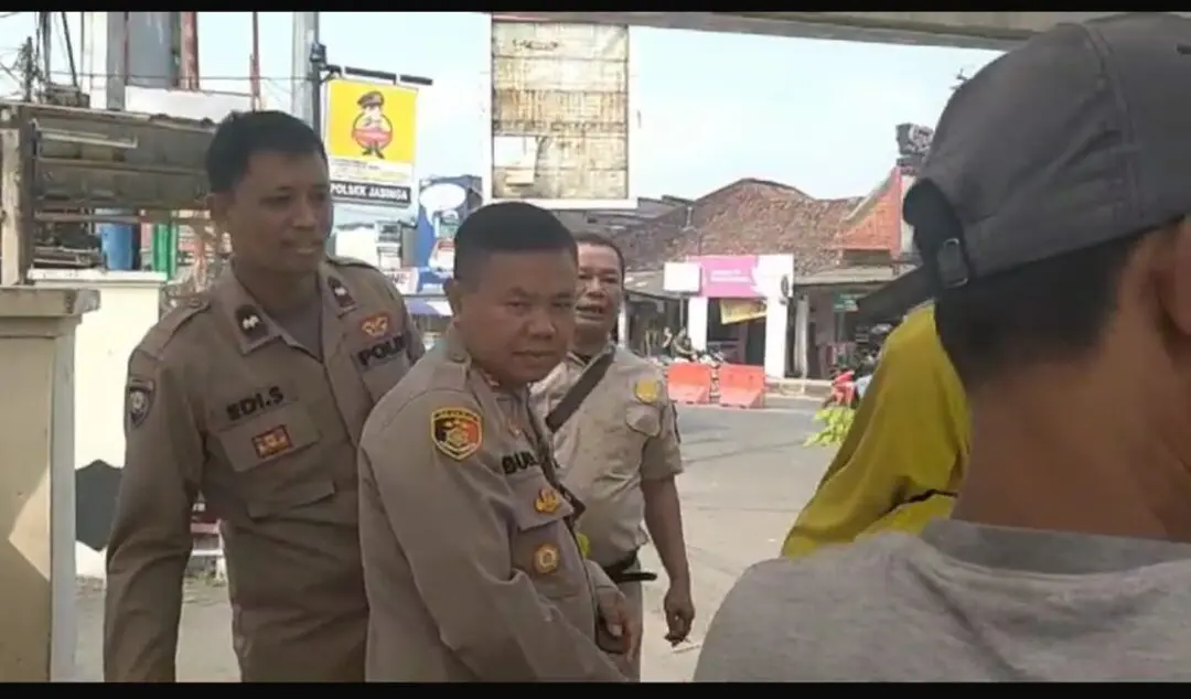 b07932a6e1ef7fd1a42a8b0c71f0d8dc0c552eeaf599224d146d62a092fa1588.0