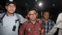 Kejaksaan Agung Tangkap Anggota DPR RI, Ujang Iskandar di Bandara Soetta
