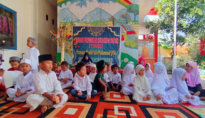 TK Islam Pelangi Borong Gelar Perayaan Maulid Nabi, Ciptakan Momen Berharga untuk Anak-anak TK Islam Pelangi Borong Gelar Perayaan Maulid Nabi, Ciptakan Momen Berharga untuk Anak-anak