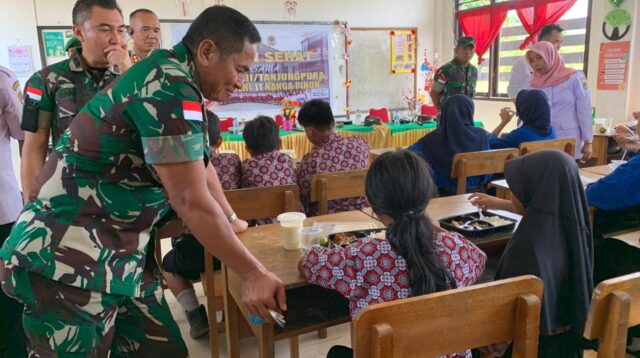 Kunjungi Melawi, Pangdam XII/Tpr Silaturahmi Dengan Forkopimda dan Beri Makan Siang Gratis