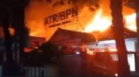 Mencurigakan! Usai Kasus Pagar Laut Viral, Kantor ATR/BPN Terbakar Hilangkan Jejak?