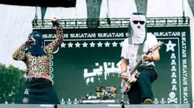 Kontroversial, Lagu 'Bayar Bayar Bayar' Dari Band SUKATANI Viral Trending Topic, Kapolri :  Kalau Berkenan Jadi Duta Polri