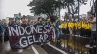 Indonesia Terang : Jokowi Diadili Atau Prabowo Tumbang
