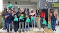 Ketua Pokja Wartawan KBB M. Raup, Gelar Berbagi Bingkisan dan Kadeudeuh di Bulan Ramadhan 1446 Hijriah