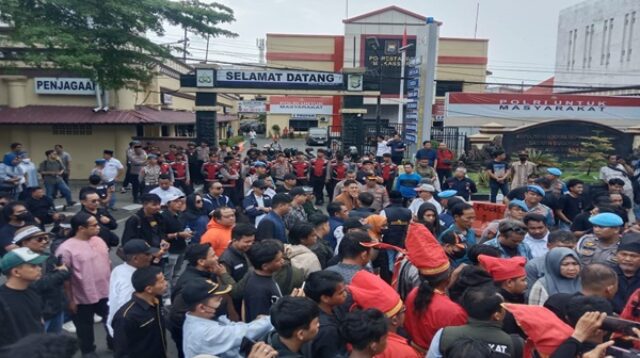 Ratusan Pengacara "Advokat Sulsel" Nyatakan Sikap, Tuntut Copot Kasat Reskrim Makassar