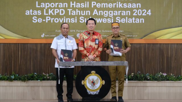 Badan Pemeriksa Keuangan Sulsel Serahkan LHP LKDP, Opini Terbaik Jeneponto Meraih WTP