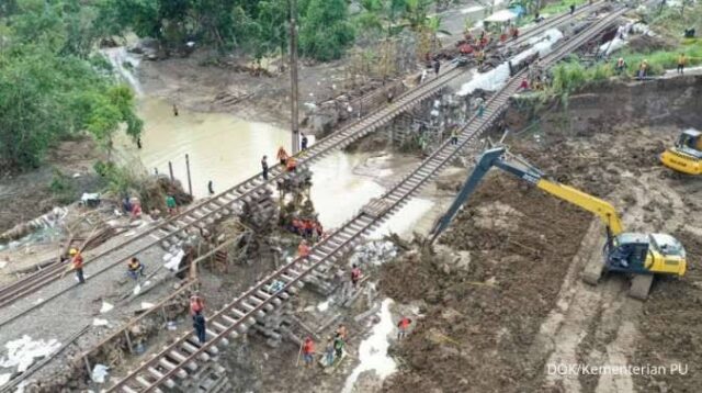 Tanggul Jebol Sungai Renggong Grobogan Debit Air Masih Tinggi