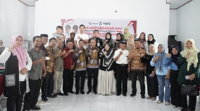 Bupati dan Wabup Jeneponto Menyaksikan Penandatanganan AHU Koperasi Merah Putih Desa & Kelurahan
