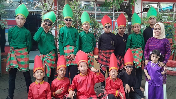 Pentas Seni Budaya Meriahkan Perpisahan Siswa SD Negeri Borong Makassar