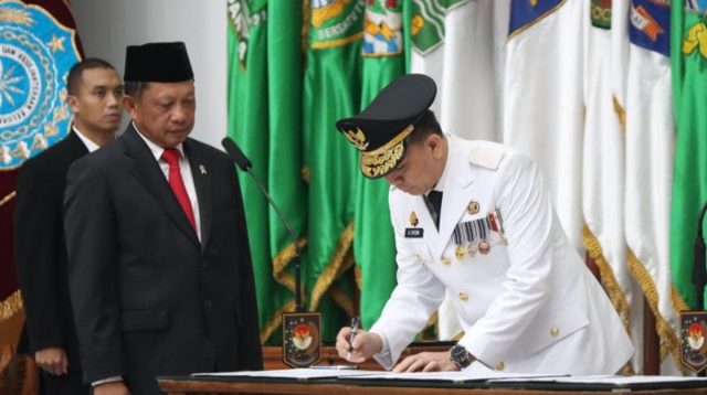 Mendagri Lantik Agus Fatoni, Dirjen Keuangan Daerah Kemendagri Jadi Pj Gubernur Papua