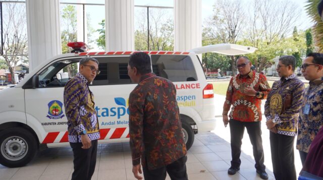 PT TASPEN Serahkan Ambulans dan Jalin Kerja Sama dengan Pemkab Jeneponto